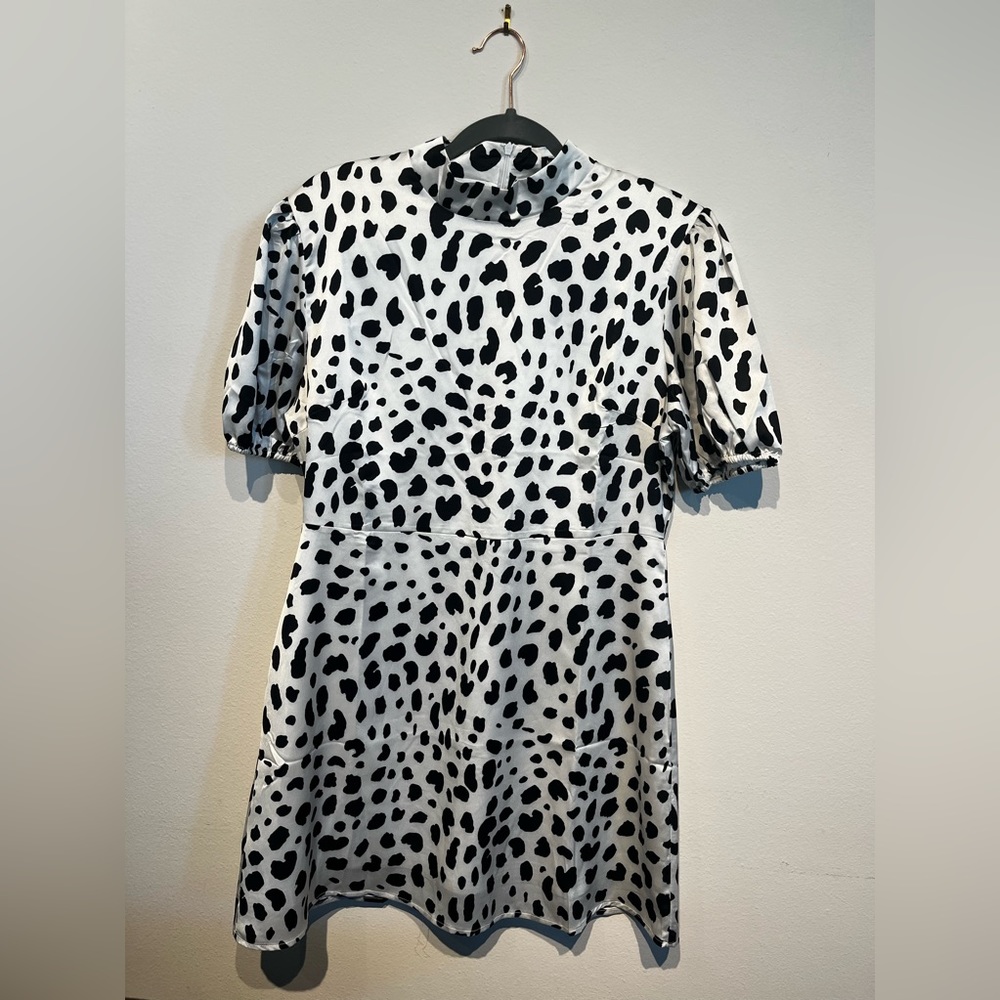 Nasty Gal NWT Cow Print Satin Short Dress w/mock turtle neck